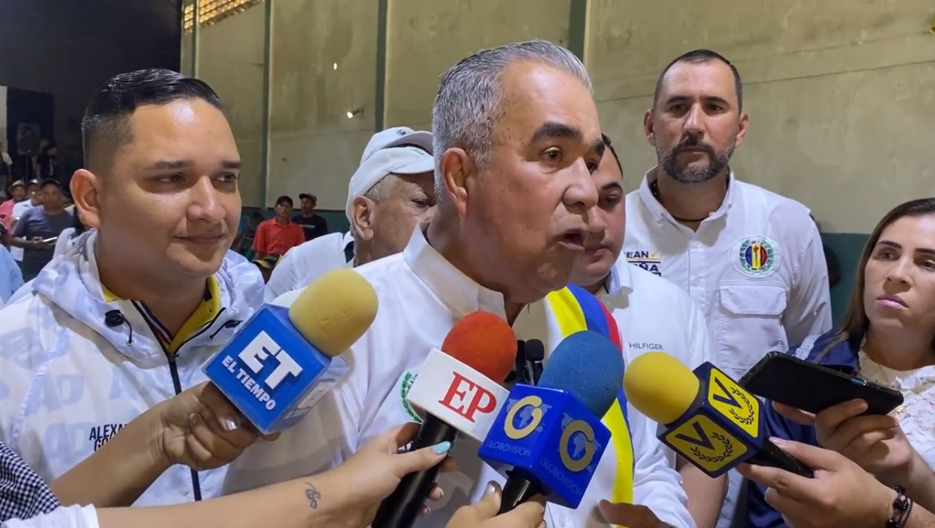 Luis Martínez llama a votar en el referendo por el Esequibo