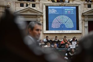 Diputados aprueban reformas de Milei
