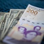Dólar oficial en Venezuela superó la barrera de los 100 bolívares