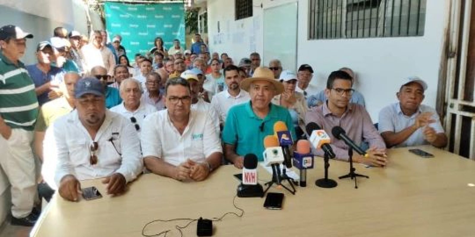 Comando con Venezuela