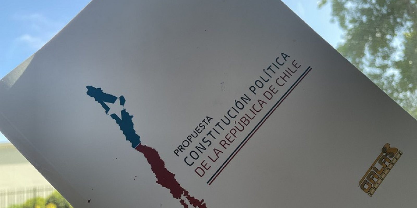 Votan nueva propuesta constitucional en Chile