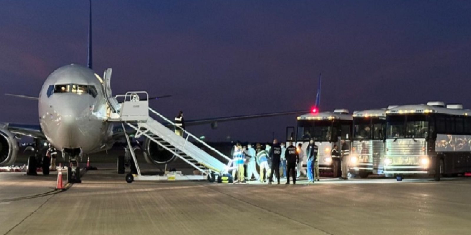 llegan-primeros-migrantes-deportados-a-venezuela-en-vuelo-directo-desde-eeuu-13054